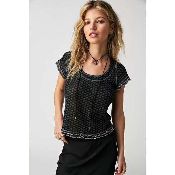 Free People Garner Tee Blouse Top Black Floral Ruffle Short Sleeve M NEW 283439 - Picture 1 of 8